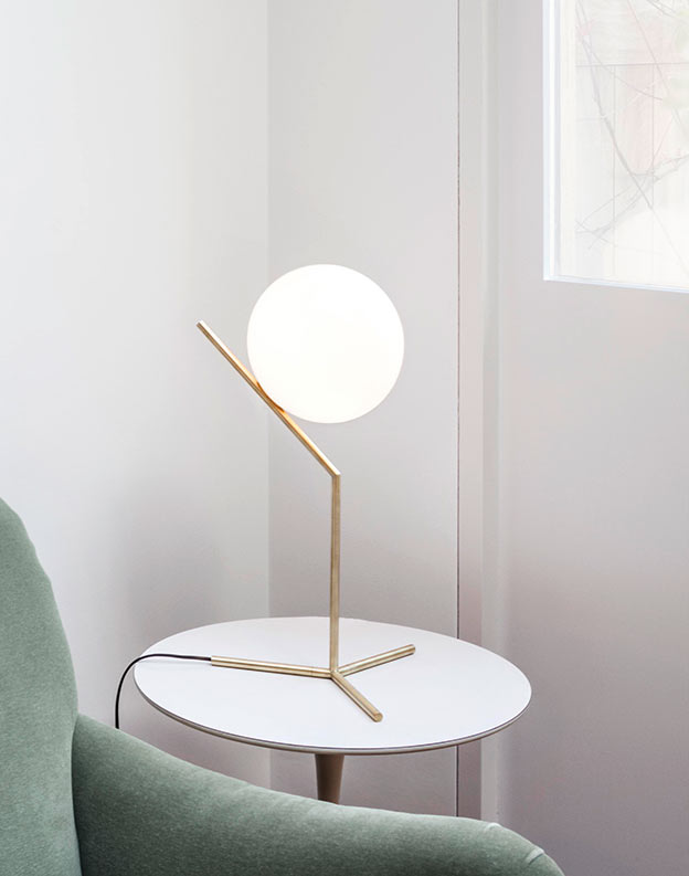 IC-table_ph.-credits_FrankHuelsboemer