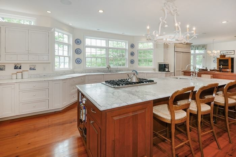 20 Lake End Rd, Rockaway Township, NJ