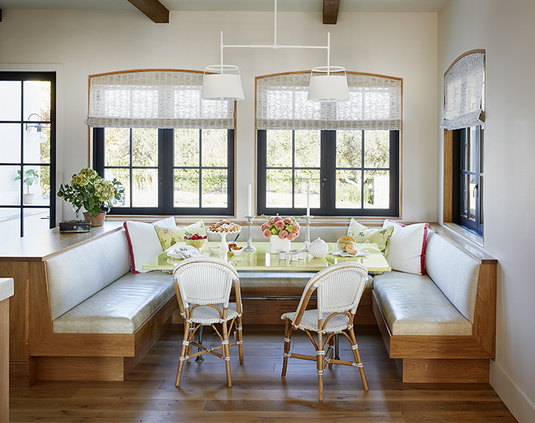 breakfast nook area