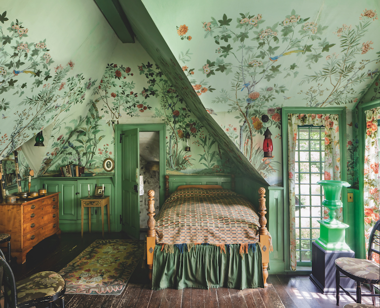 Two Centuries Of Scenic Wallpaper Explored In This Must Read 