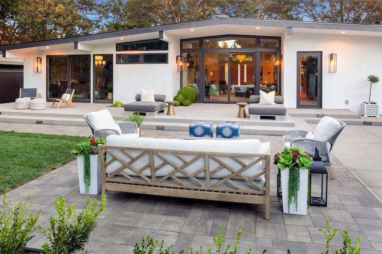 Lindsey Borchard Firepit Lounge in Turlock