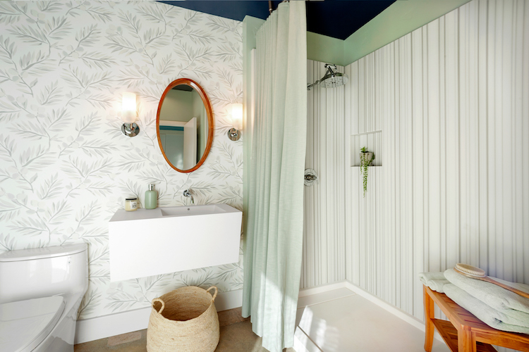 Kathleen Jennison Pool House Powder Room in Turliock