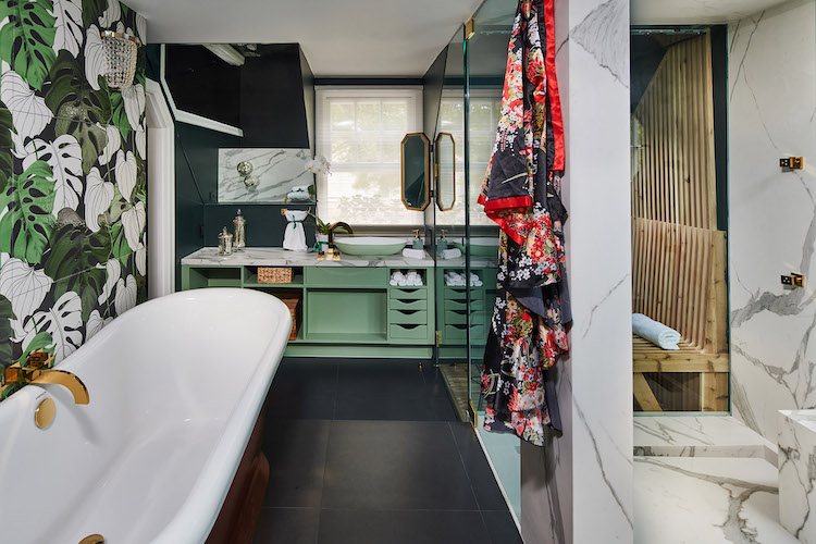 Suite by Jhoiey Ramirez