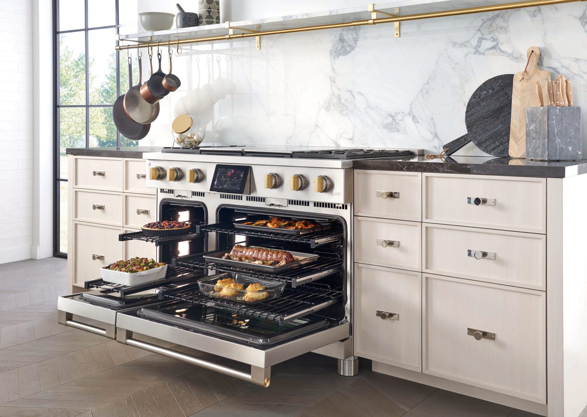 Monogram DualFuel Professional Range aspire design and home