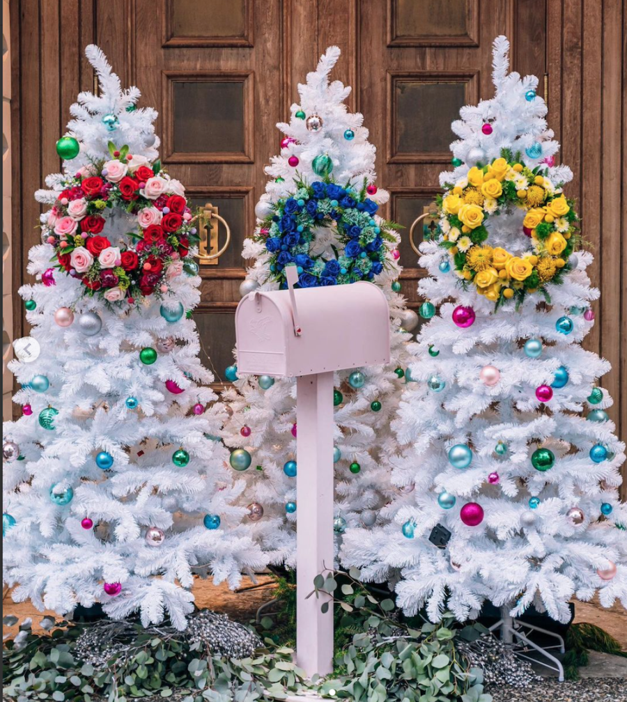 Holiday Floral Decor Inspo From The Fleurs de Villes Noel Show