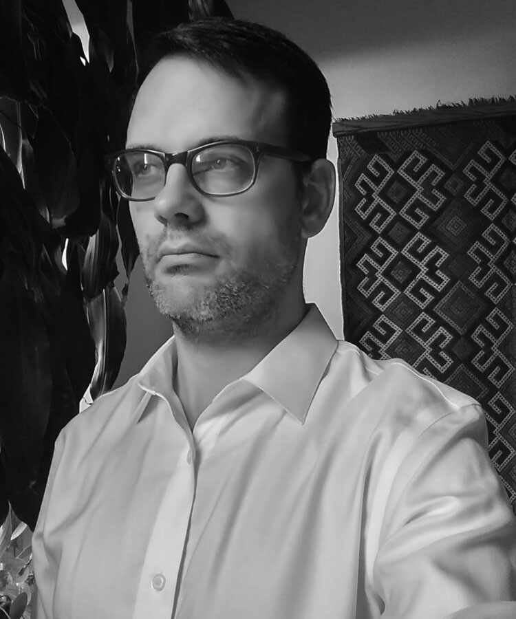 JKLA-Headshot+B&W